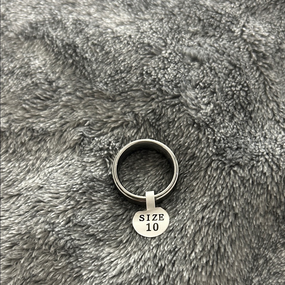Classic Silver Men's Ring